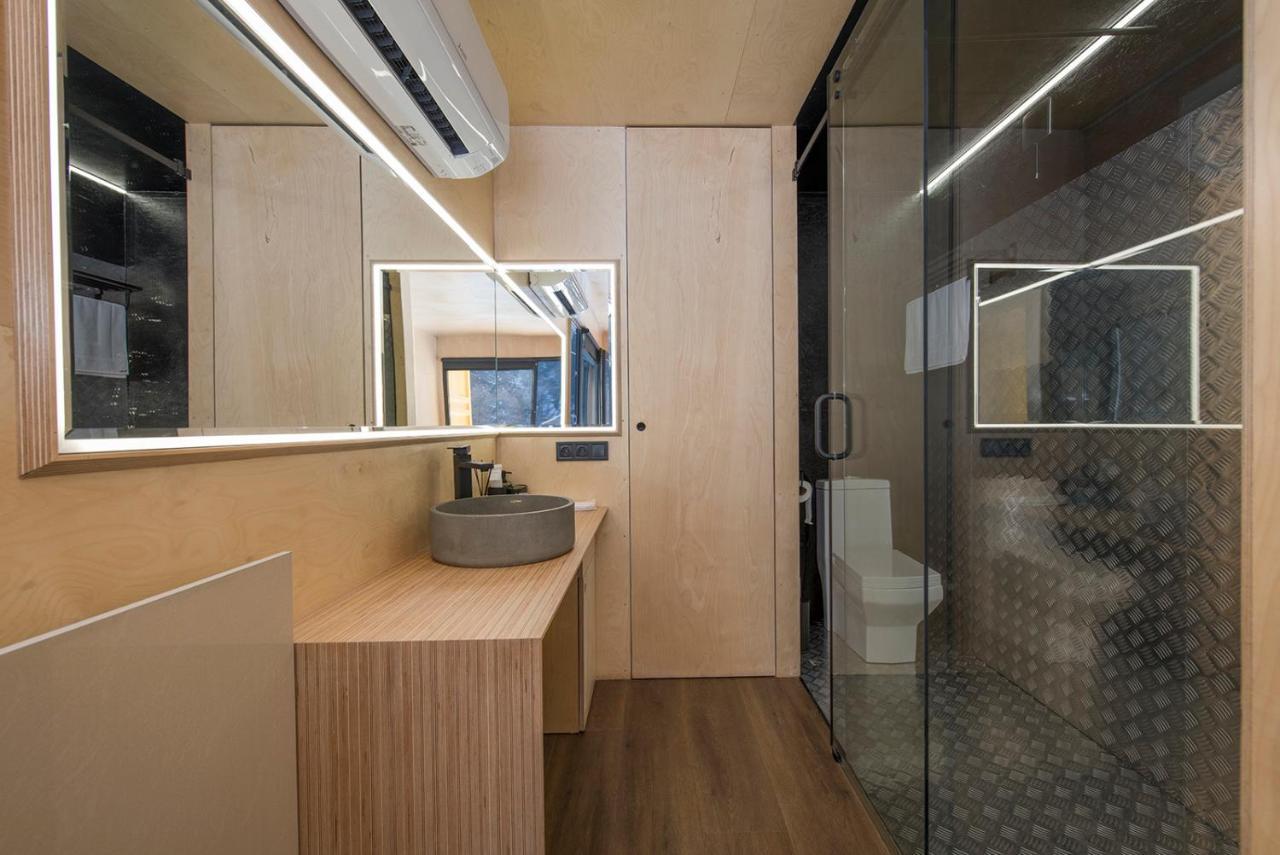 Roombox Likani Borzsomi Kültér fotó